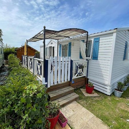 Sylvie Proprietaire Du Mobil-Home Сен-Пер-сюр-Мер Екстер'єр фото