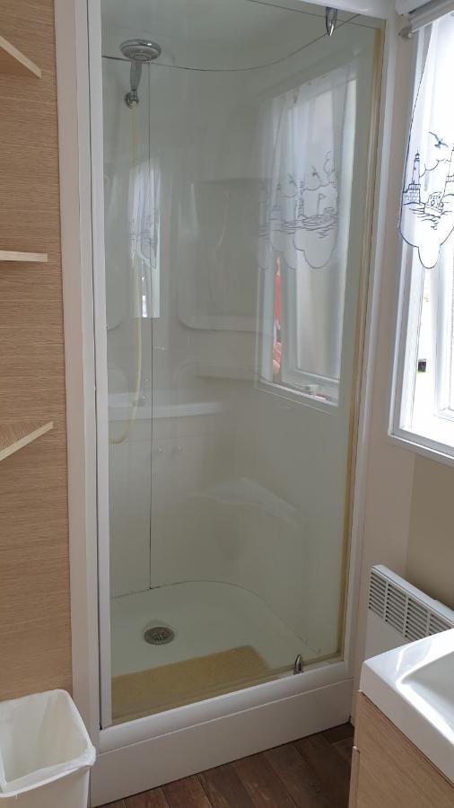 Sylvie Proprietaire Du Mobil-Home Сен-Пер-сюр-Мер Екстер'єр фото