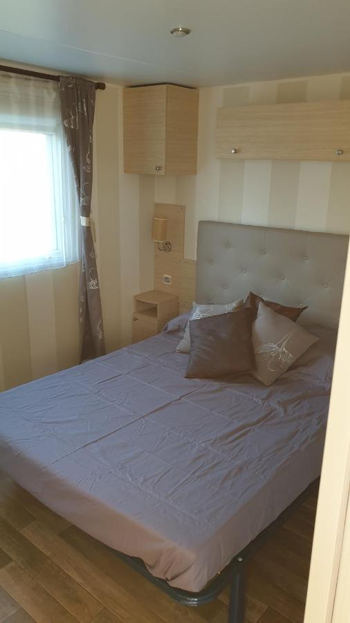 Sylvie Proprietaire Du Mobil-Home Сен-Пер-сюр-Мер Екстер'єр фото