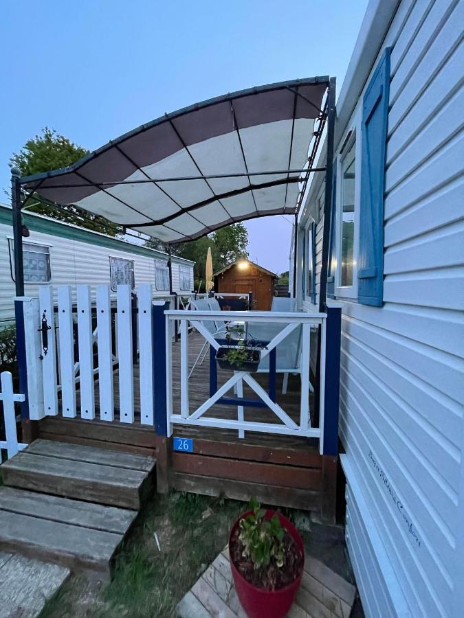 Sylvie Proprietaire Du Mobil-Home Сен-Пер-сюр-Мер Екстер'єр фото