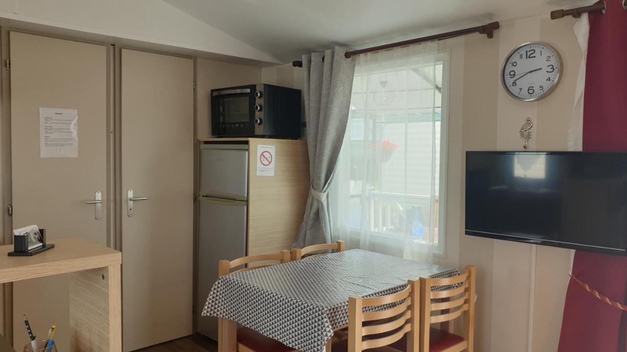 Sylvie Proprietaire Du Mobil-Home Сен-Пер-сюр-Мер Екстер'єр фото